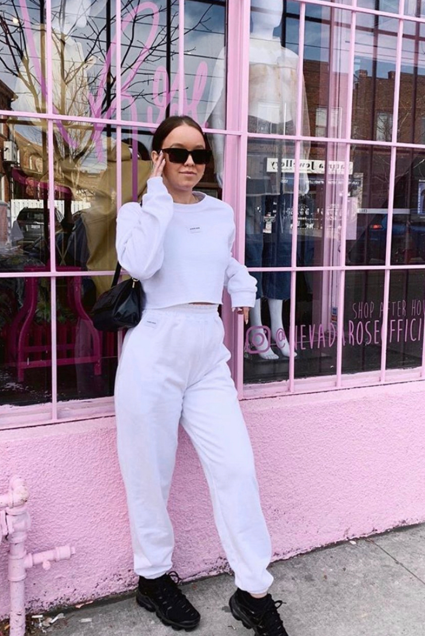 White 2025 sweatpants outfit